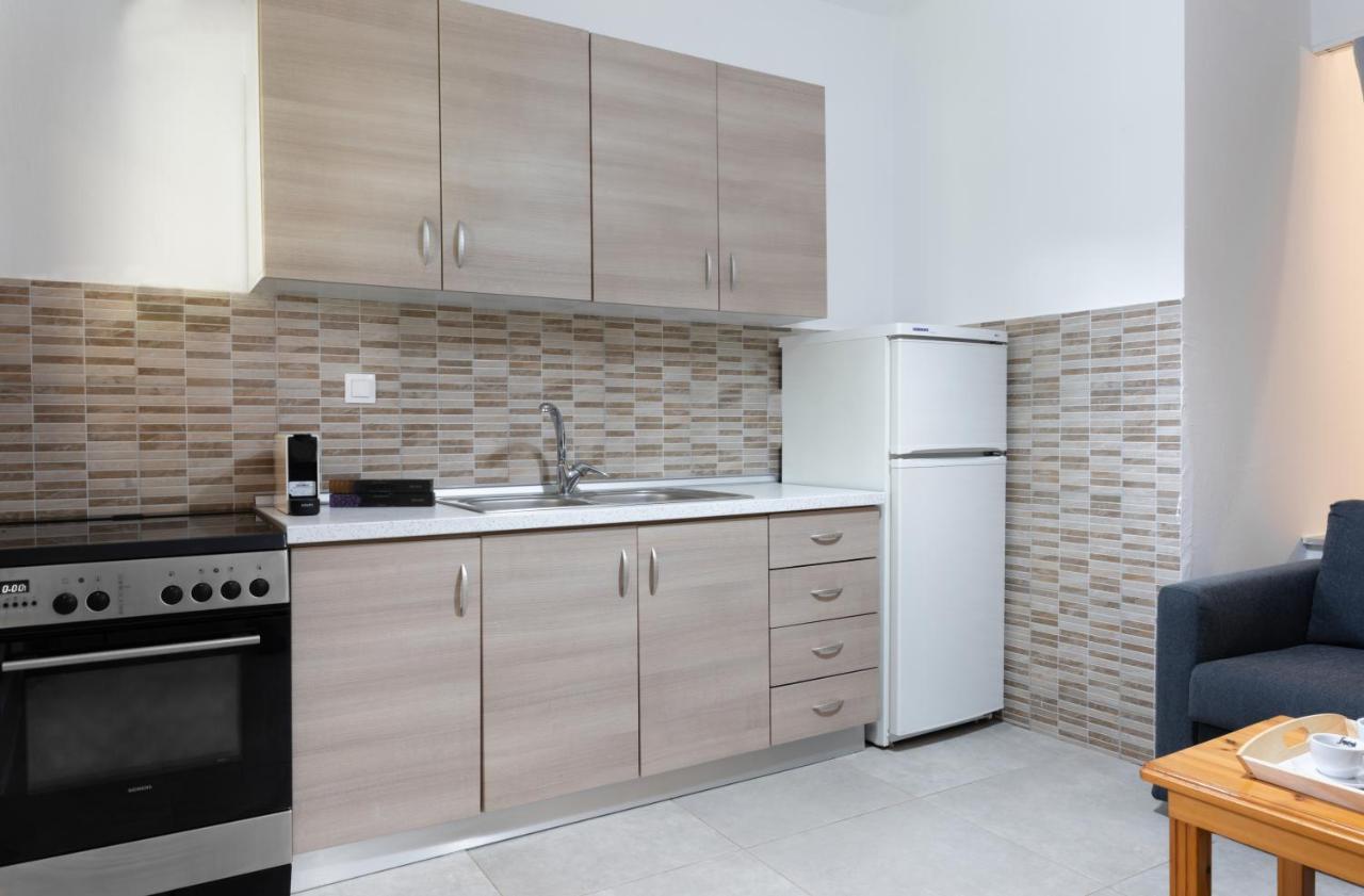 Aelia Apartment Metamorfosi  Luaran gambar