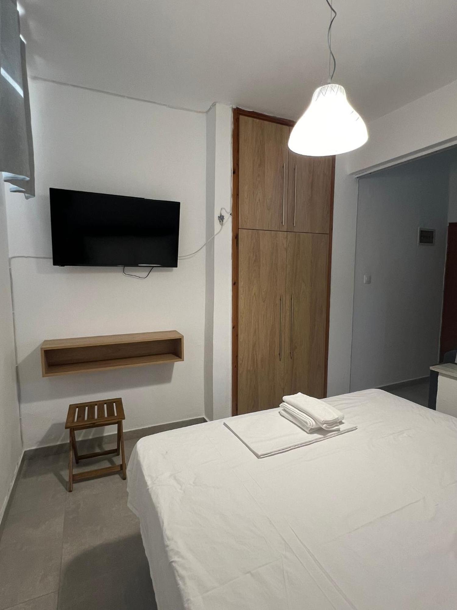 Aelia Apartment Metamorfosi  Luaran gambar